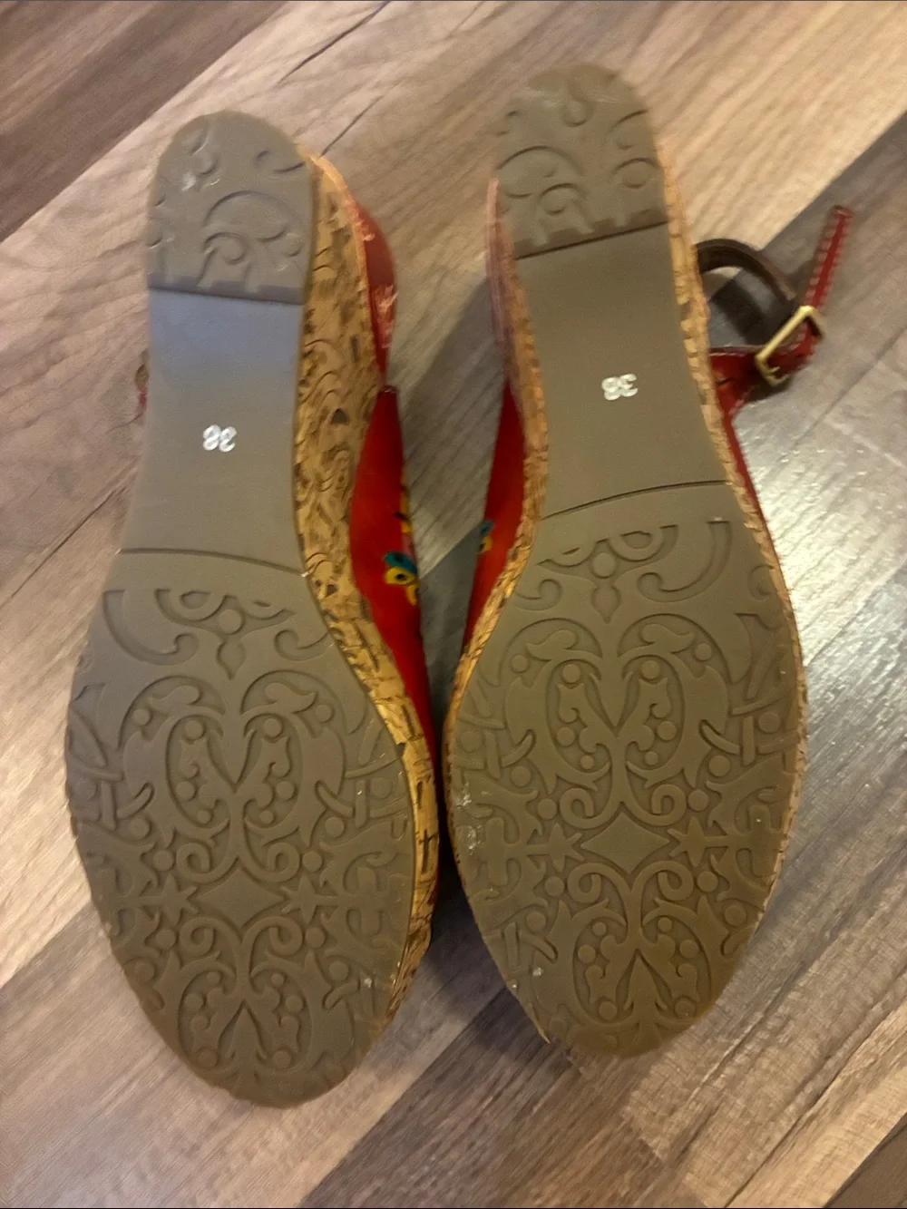 L'Artiste Red Leather Slingback Wedge Sandals With Floral  Details- Size 7.5